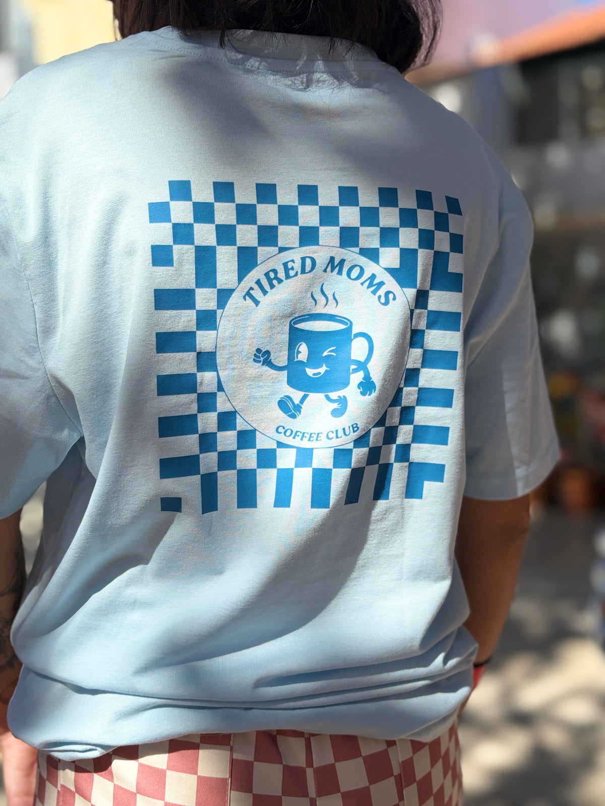 T-shirt de amamentação - Tired Moms Coffee Club